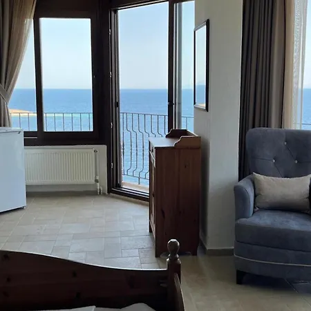 Nergis Karaburun (Izmir)