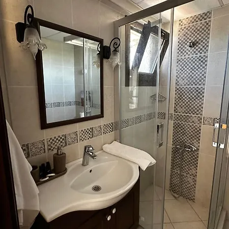 Hotel Nergis Karaburun (Izmir)