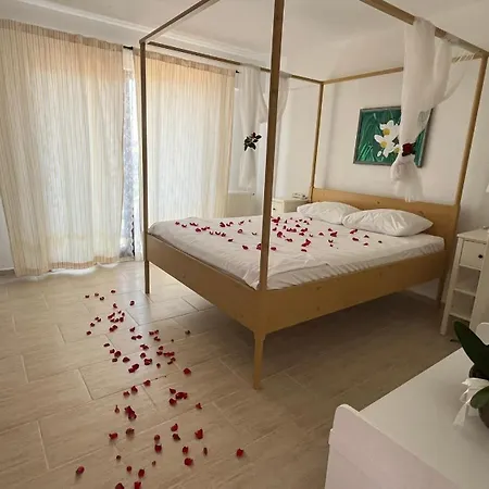 Otel Nergis Karaburun (Izmir)